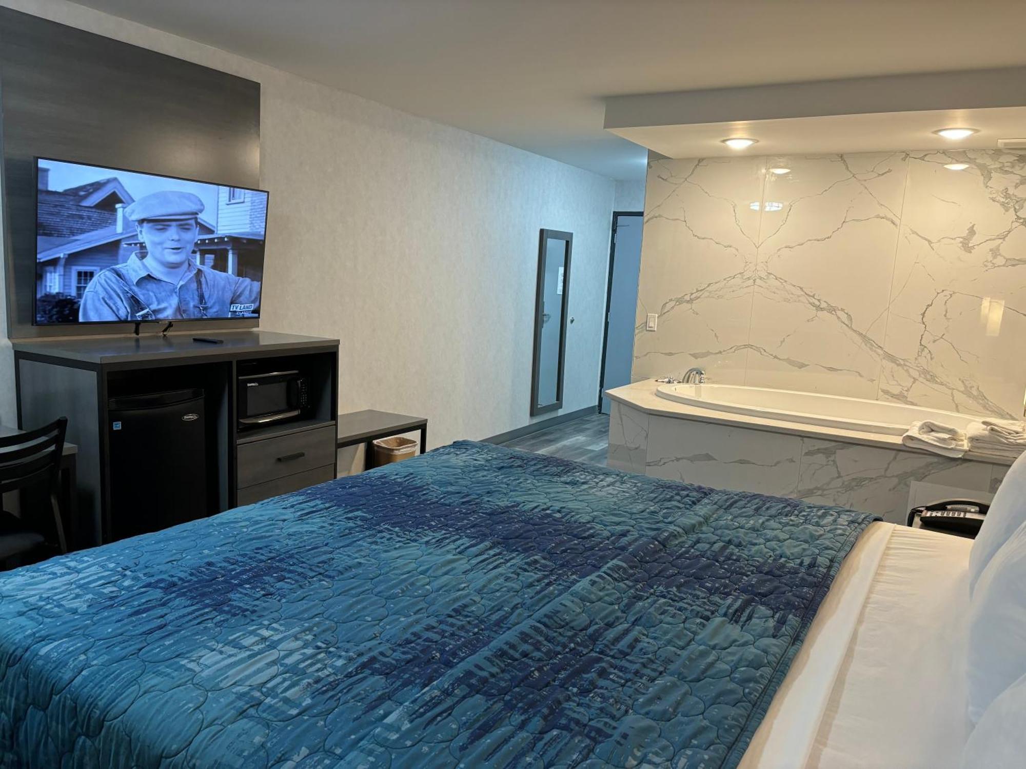 The Wayne Inn Bagian luar foto